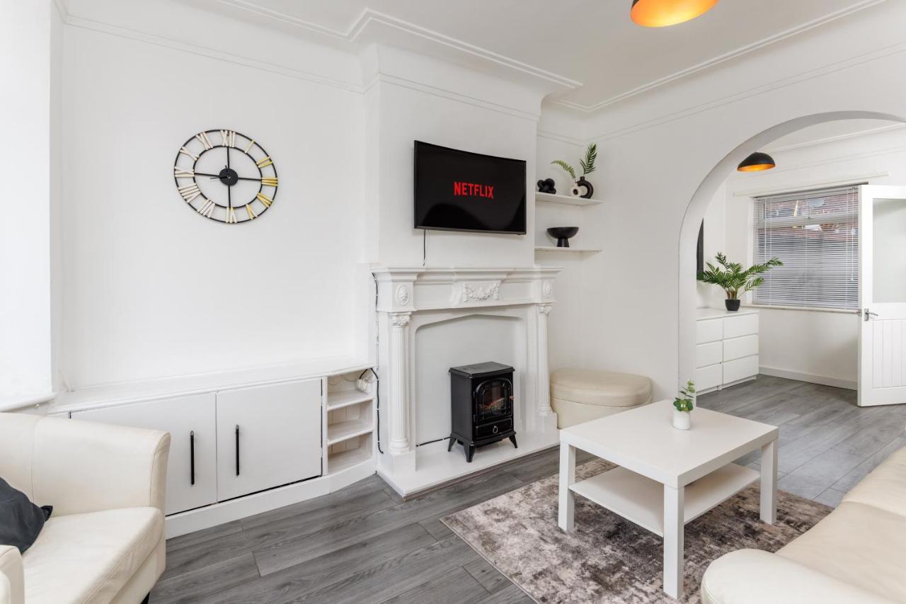 The Empress 2 Bed Terraced House Appartement Liverpool Buitenkant foto