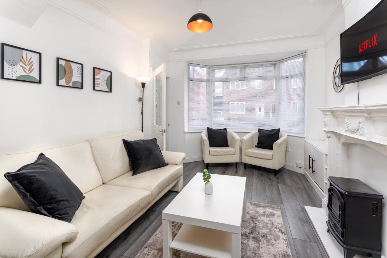 The Empress 2 Bed Terraced House Appartement Liverpool Buitenkant foto